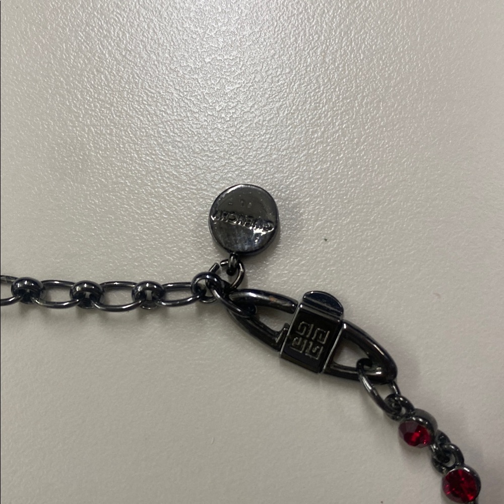 Givenchy Elegant Red crystal Gemstone Necklace and Earring Set - Picture 4 of 6